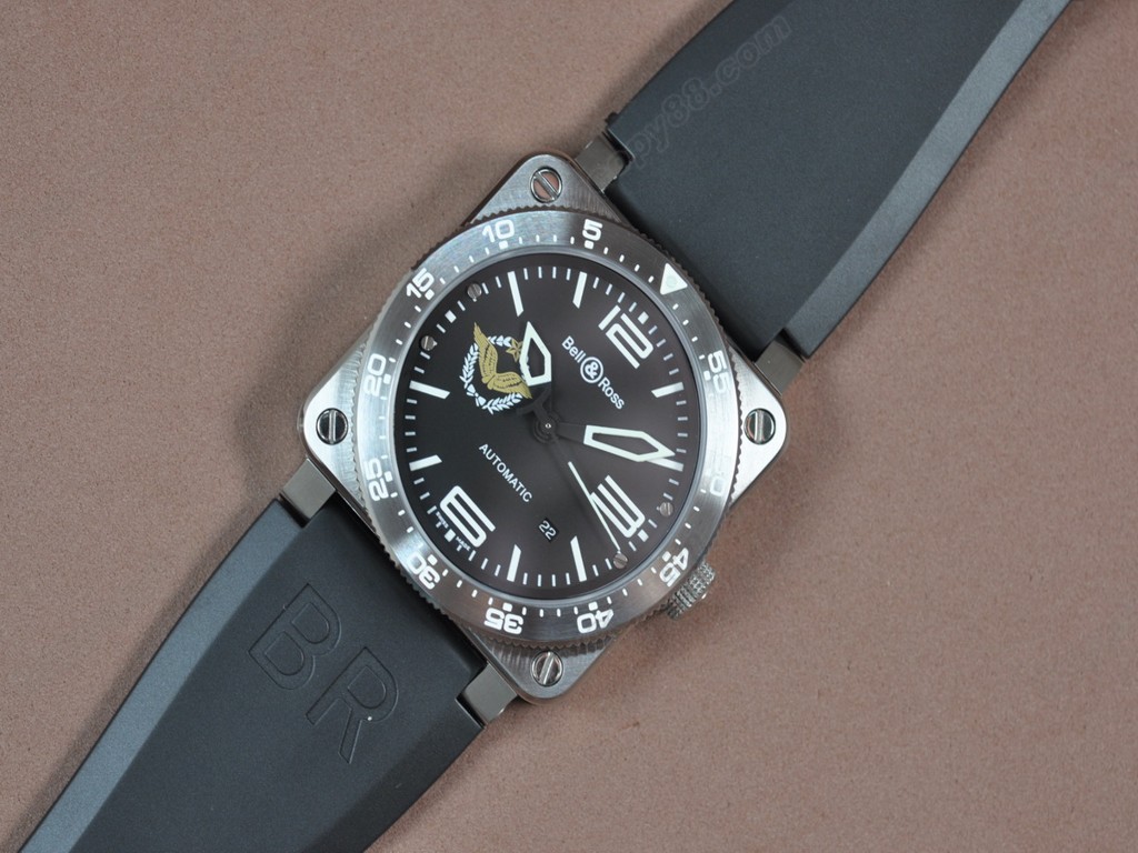 Bell & Ross【男性用】 BR03 SS French Air Force  Black Dial Asia Eta 2824-2 自動機芯搭載1