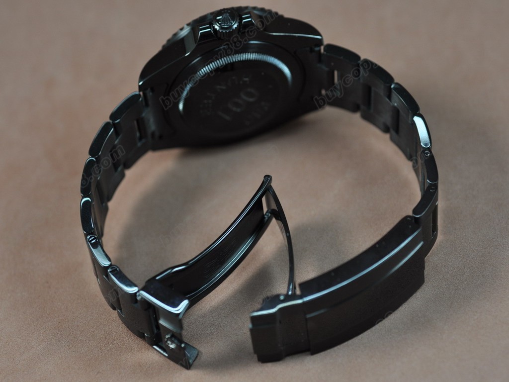 勞力士【男性用】Pro Hunter Ceramic Bel Black Dial A2836-2 自動機芯搭載5
