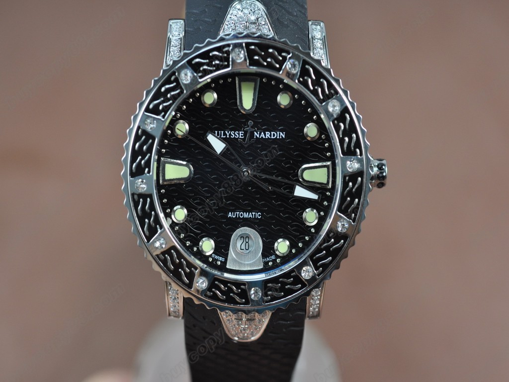  雅典錶 【男性用】Maxi Marine SS/RU Black Swiss 2824-2 自動機芯搭載5