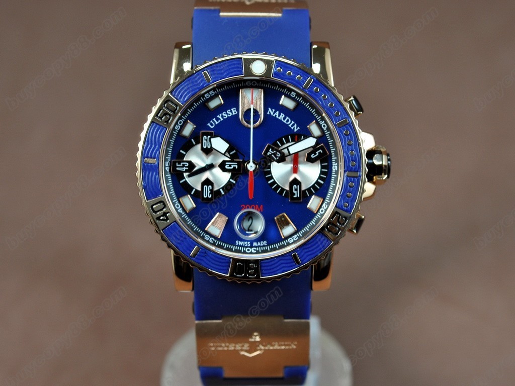 雅典錶 【男性用】 Maxi Marine Chrono Blue RG/RU Wht A-7750自動機芯搭載． 振頻每小時 28,800 次7