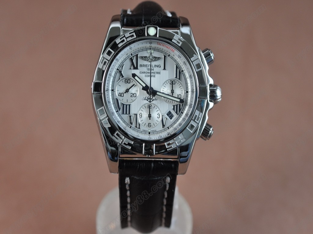 百年靈【男性用】 Chronomat B01 SS/LE White Roman Asia7750自動機芯搭載2