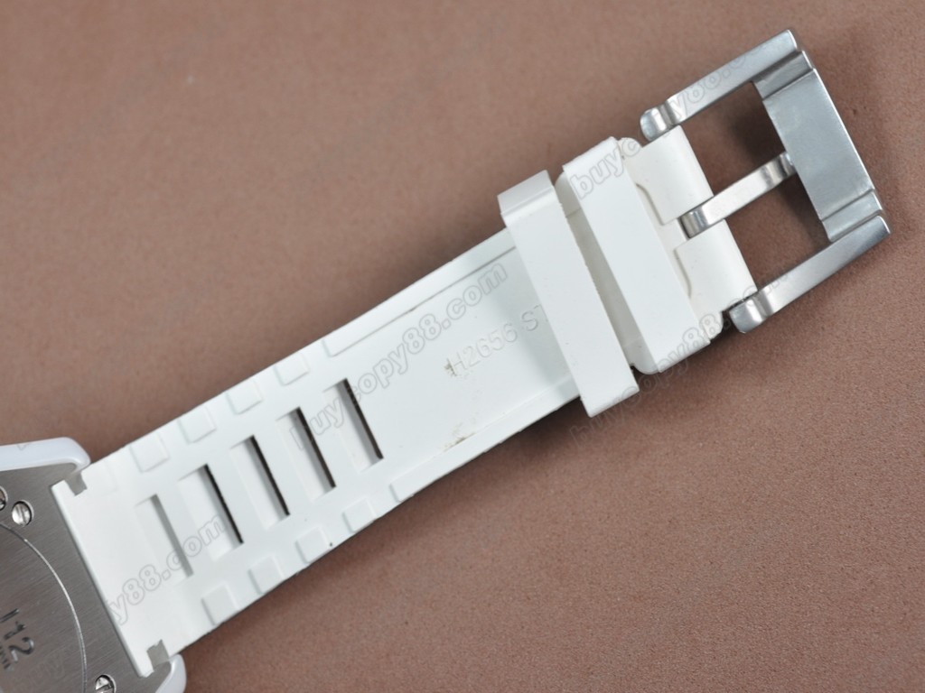 香奈兒【男性用】 J12 43mm White Ceramic RU/Diam White 2824-2自動機芯搭載0