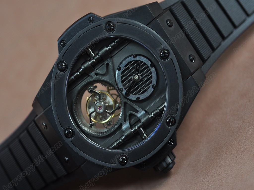 御博 【男性用】Big Bang King Power PVD/RU Black Tourbillon Asian Manual 手上鏈搭載2