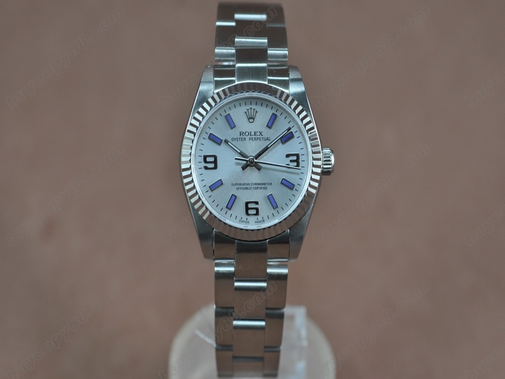 勞力士【女性用】Oyster 25mm SS White Swiss Eta 2671-2 自動機芯搭載0