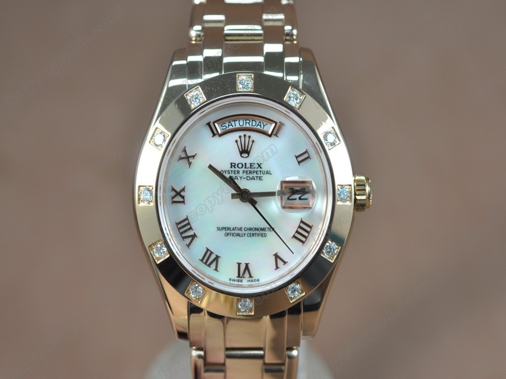 勞力士【男性用】 DateDay 40mm Full RG White Dial A-2836-2 自動機芯搭載9