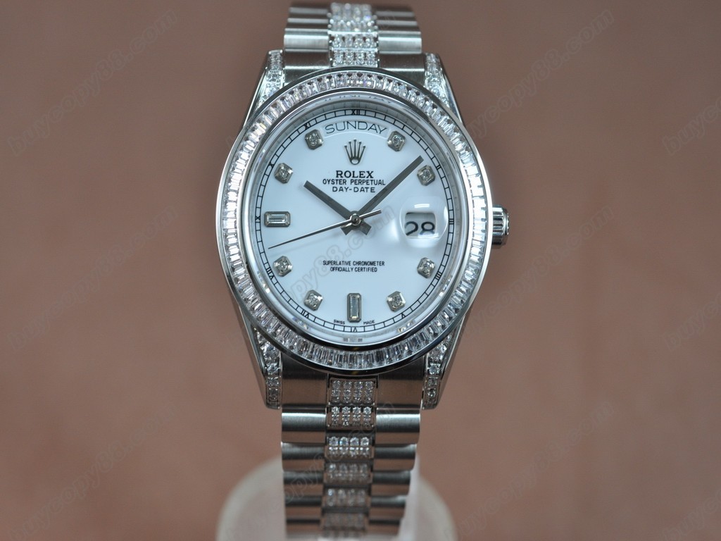 勞力士【男性用】 DateDay 41mm SS/SS Diamonds White Dial A-2836-2 自動機芯搭載0