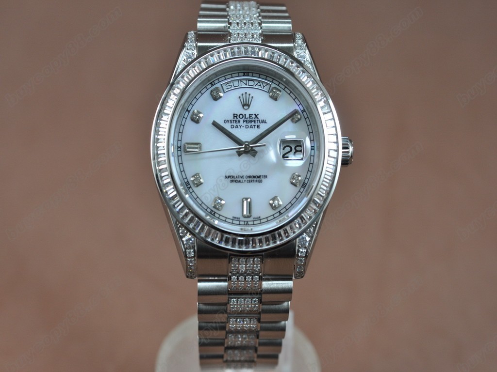 勞力士【男性用】 DateDay 41mm SS/SS Diamonds White Dial A-2836-2自動機芯搭載0