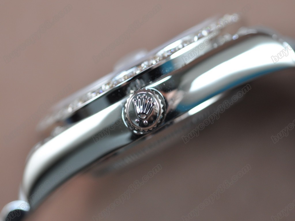 勞力士【男性用】DateDay 41mm SS/SS/Dial Bel White Dial A-2836-2自動機芯搭載4