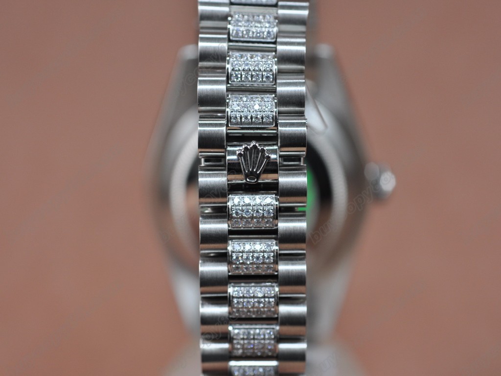 勞力士【男性用】DateDay 41mm SS/SS Diamond Dial A-2836-2 自動機芯搭載7