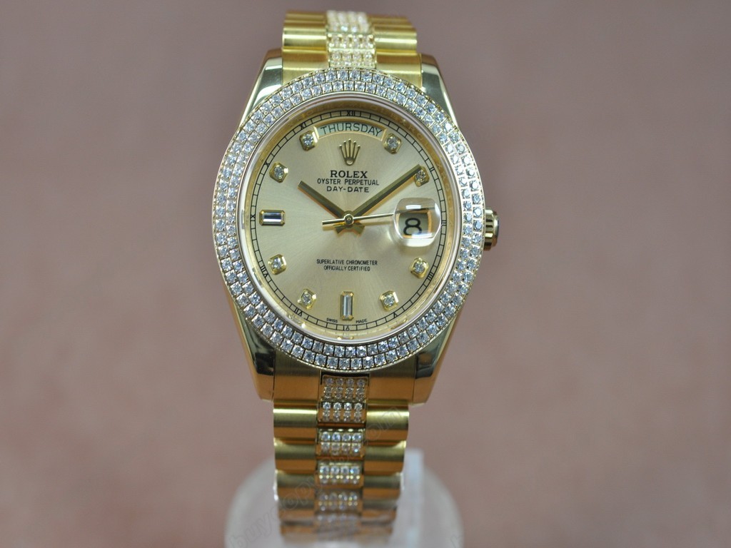 勞力士【男性用】DateDay 41mm Full YG Diamond White Dial A-2836-2 自動機芯搭載1