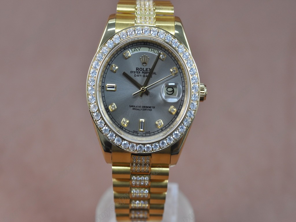 勞力士【男性用】DateDay 41mm Full YG Diamond White Dial A-2836-2 自動機芯搭載6