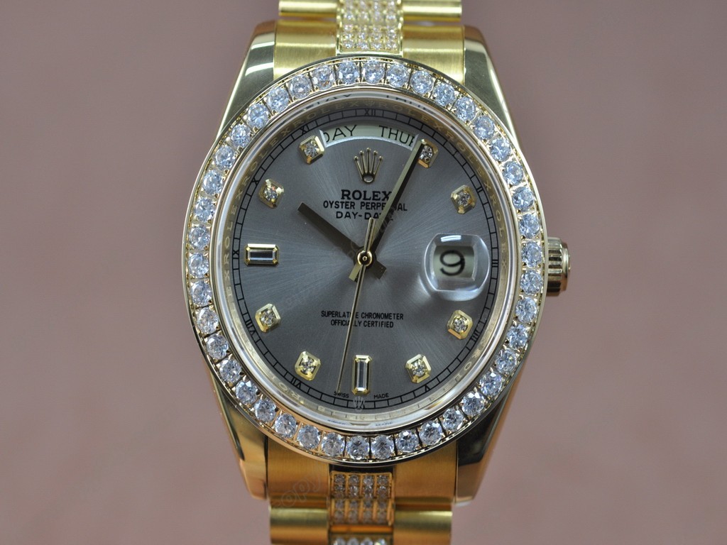 勞力士【男性用】DateDay 41mm Full YG Diamond White Dial A-2836-2 自動機芯搭載0