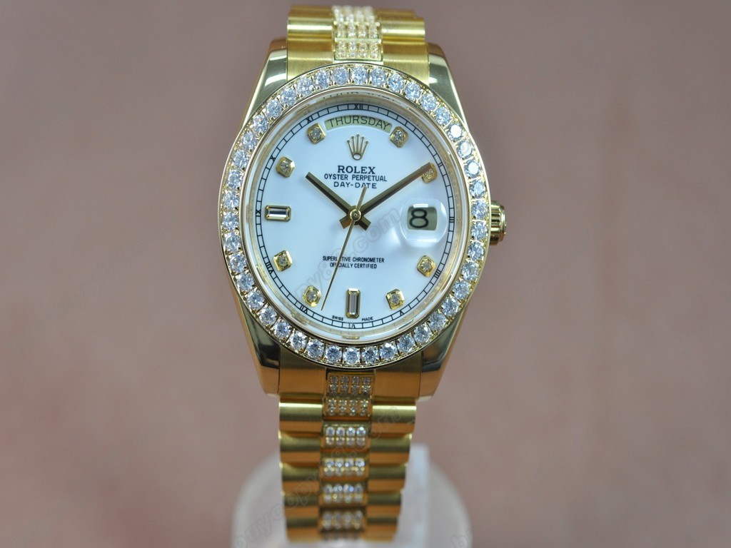 勞力士【男性用】DateDay 41mm Full YG Diamond White Dial A-2836-2自動機芯搭載0