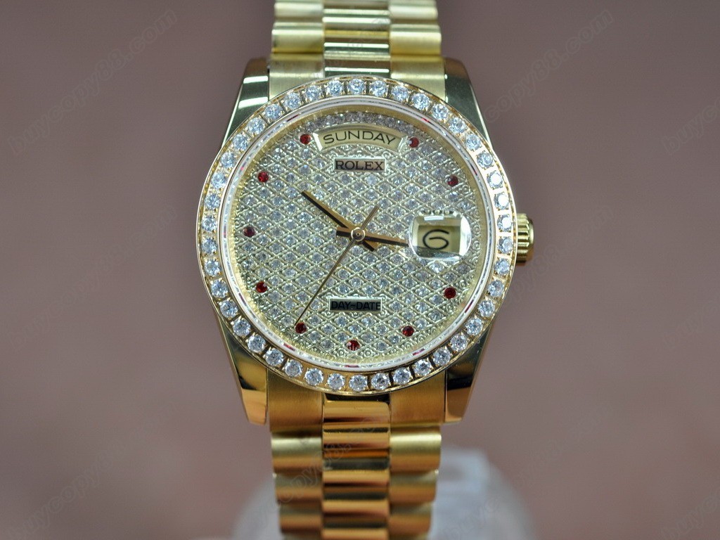 勞力士【男性用】DateDay 36mm Full YG Diamonds Dial A-2836-2 自動機芯搭載0