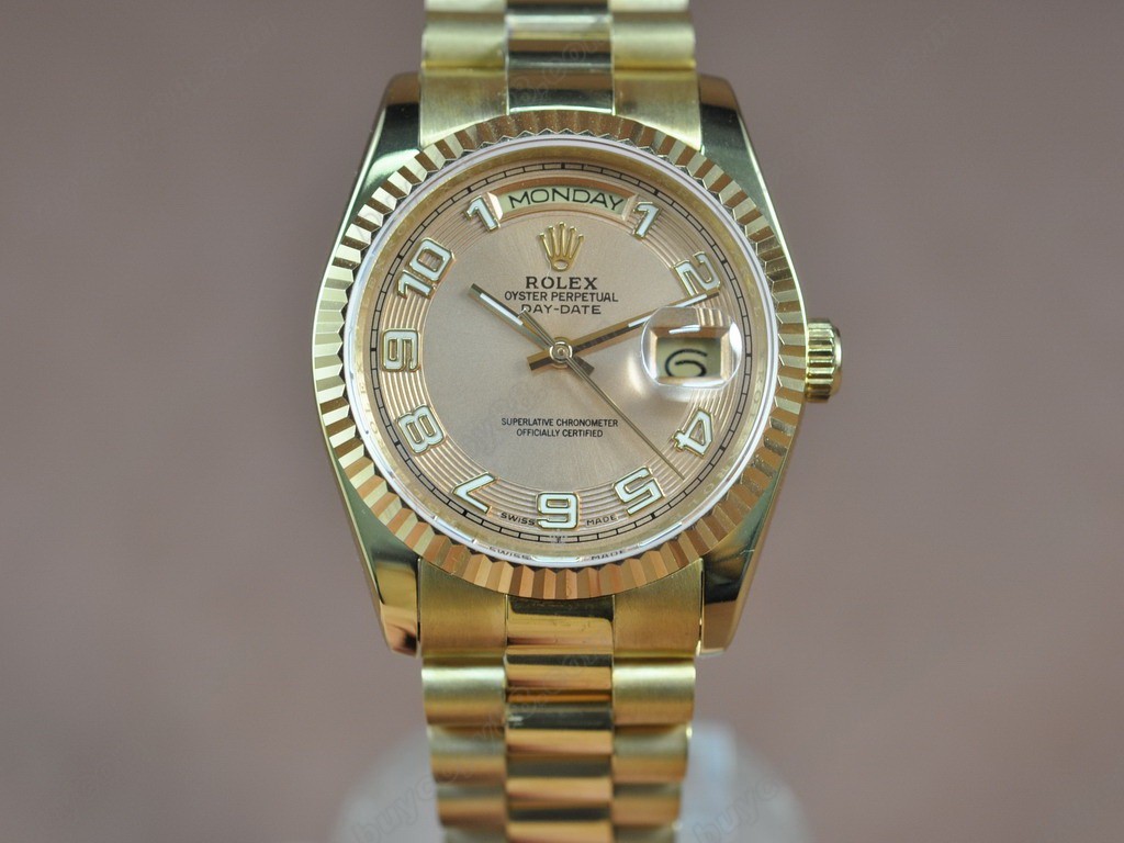 勞力士【男性用】 DateDay 36mm Full YG White Dial A-2836-2 自動機芯搭載1