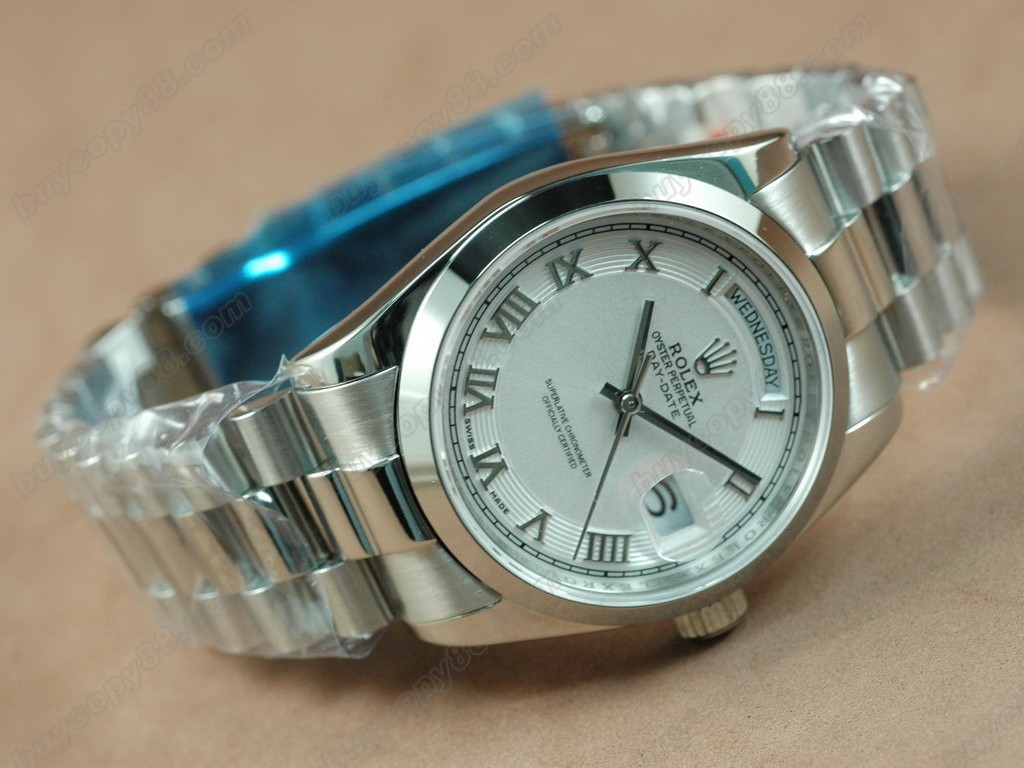 勞力士【男性用】DateDay 36mm SS/SS White Dial A-2836-2 自動機芯搭載4