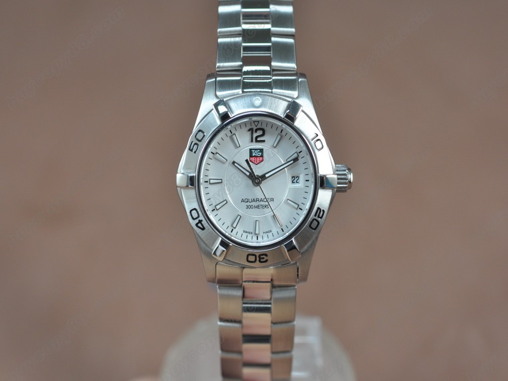 豪雅【女性用】Aquaracer Ladies SS/SS White Swiss Eta 石英機芯搭載9