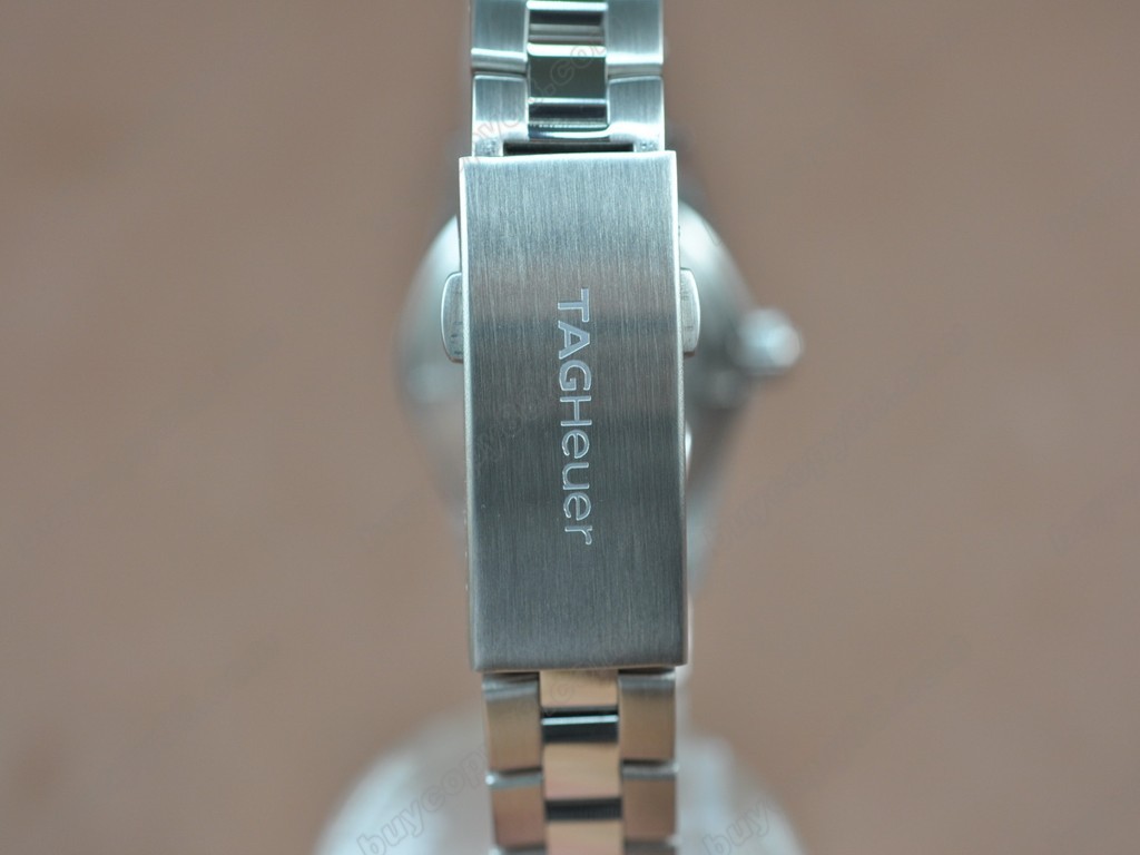 豪雅【女性用】Aquaracer Ladies SS/SS Pearl blue Swiss Eta 石英機芯搭載　3