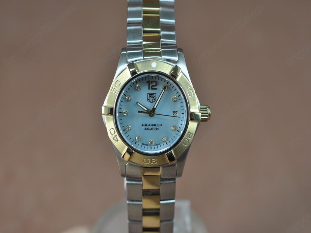 豪雅【女性用】 Aquaracer Ladies TT Pearl Blue Swiss Eta 石英機芯搭載6