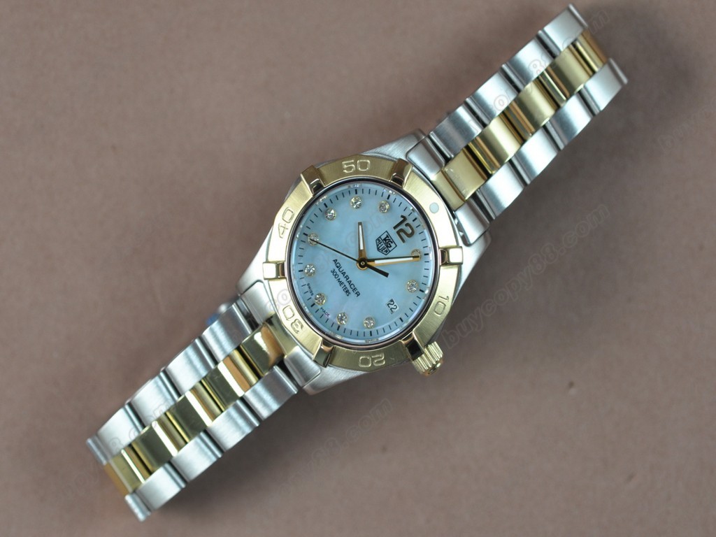 豪雅【女性用】 Aquaracer Ladies TT Pearl Blue Swiss Eta 石英機芯搭載4