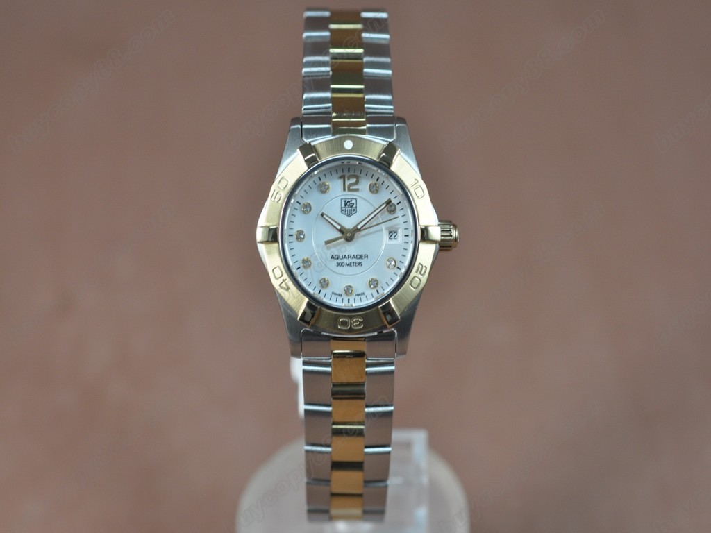 豪雅【女性用】 Aquaracer Ladies TT White dial Swiss Eta石英機芯搭載5