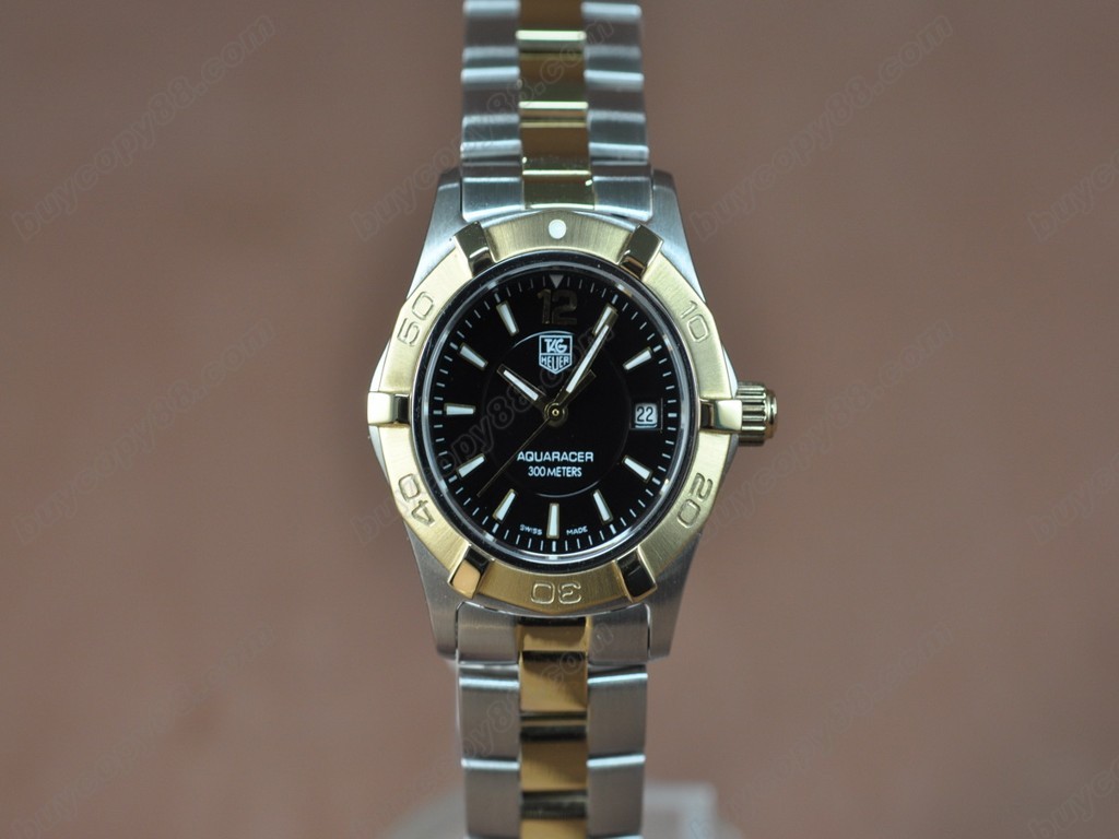 豪雅【女性用】 Aquaracer Ladies TT Black dial Swiss Eta 石英機芯搭載1