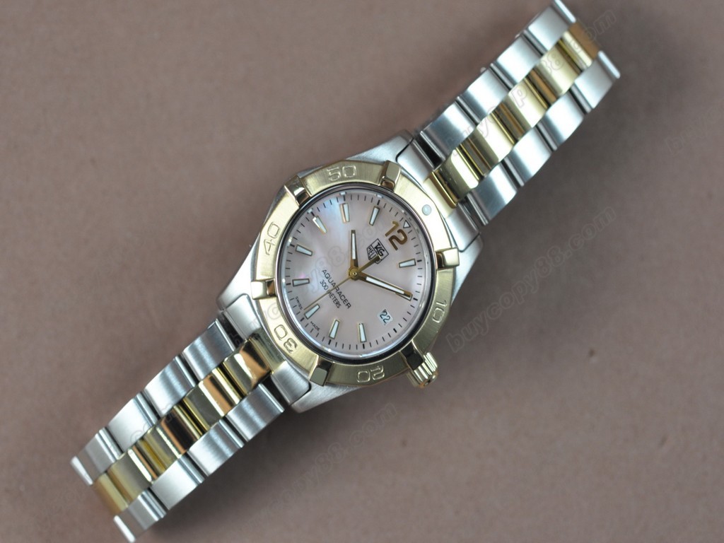  豪雅【女性用】Aquaracer Ladies TT Pearl pink Swiss Eta 石英機芯搭載0