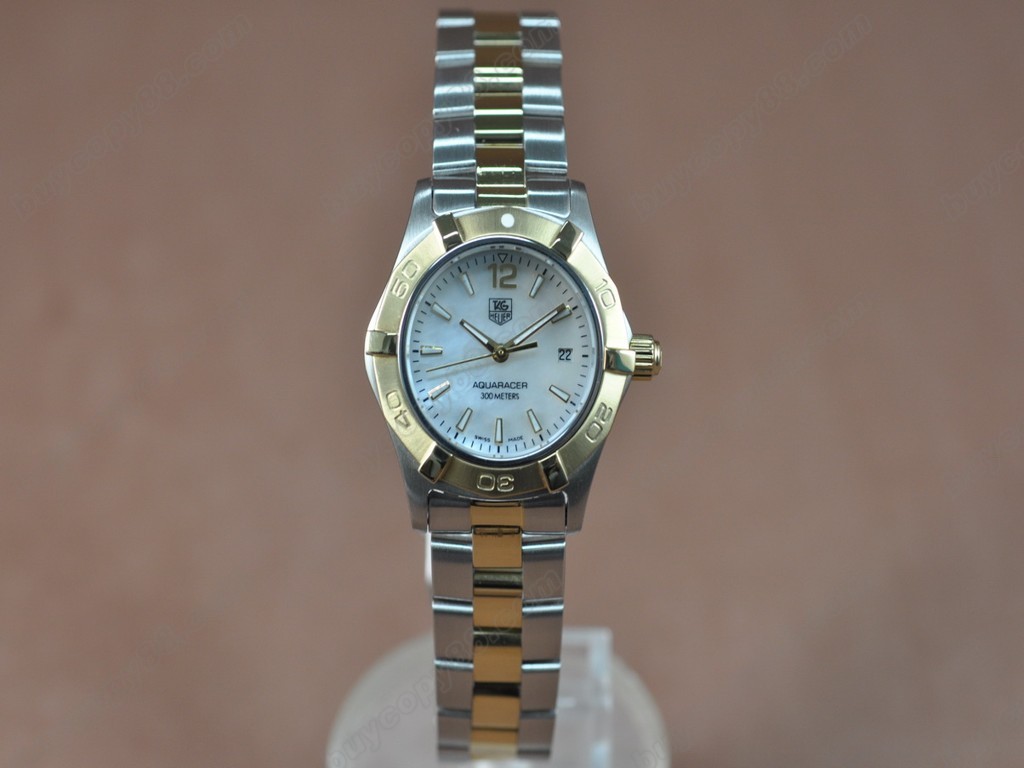 豪雅【女性用】 Aquaracer Ladies TT Pearl white Swiss Eta 石英機芯搭載5