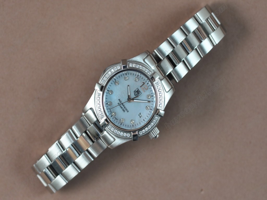 豪雅【女性用】 Aquaracer Ladies SS/SS/Diam Pearl Blue Swiss Eta 石英機芯搭載0