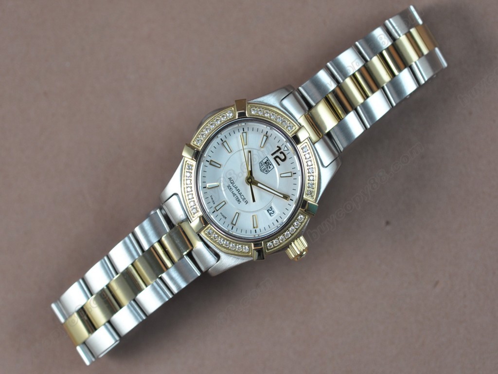 豪雅【女性用】 Aquaracer Ladies TT/Diam White dial Swiss Eta石英機芯搭載5