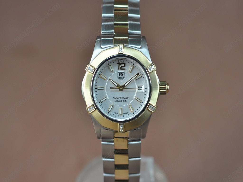 豪雅【女性用】 Aquaracer Ladies TT/Diam White dial Swiss Eta 石英機芯搭載0