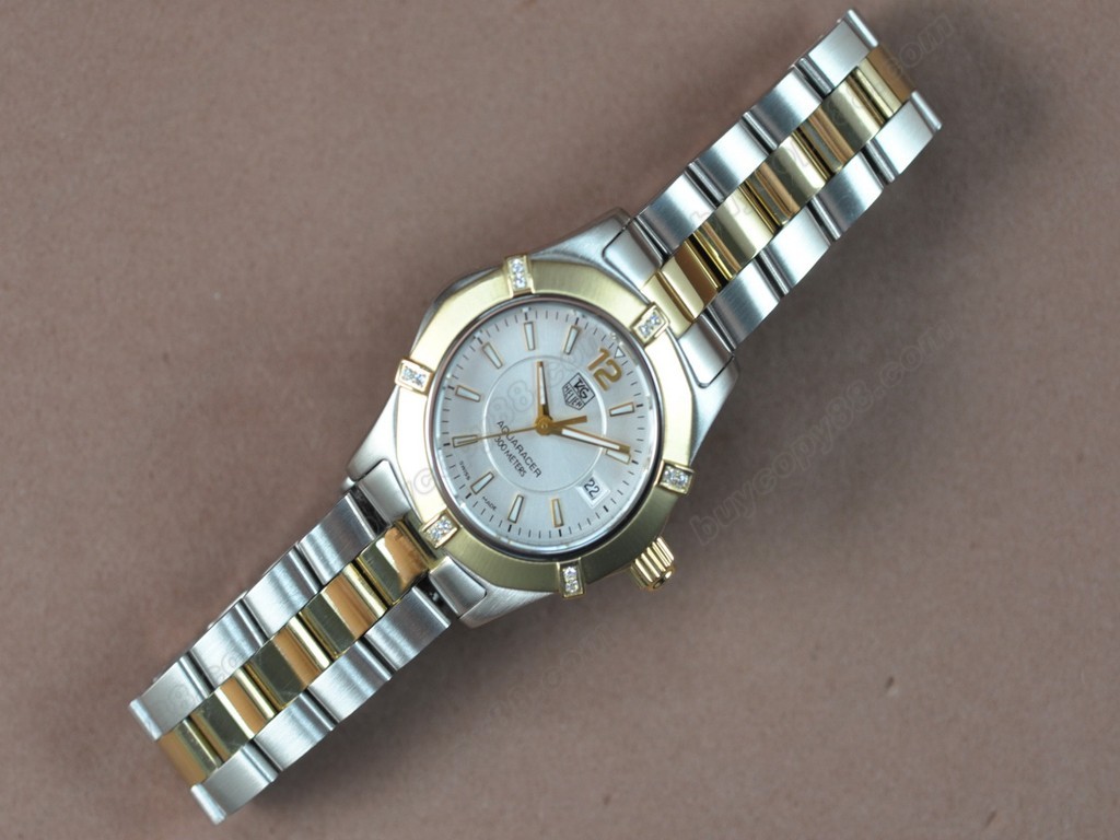 豪雅【女性用】 Aquaracer Ladies TT/Diam White dial Swiss Eta 石英機芯搭載2