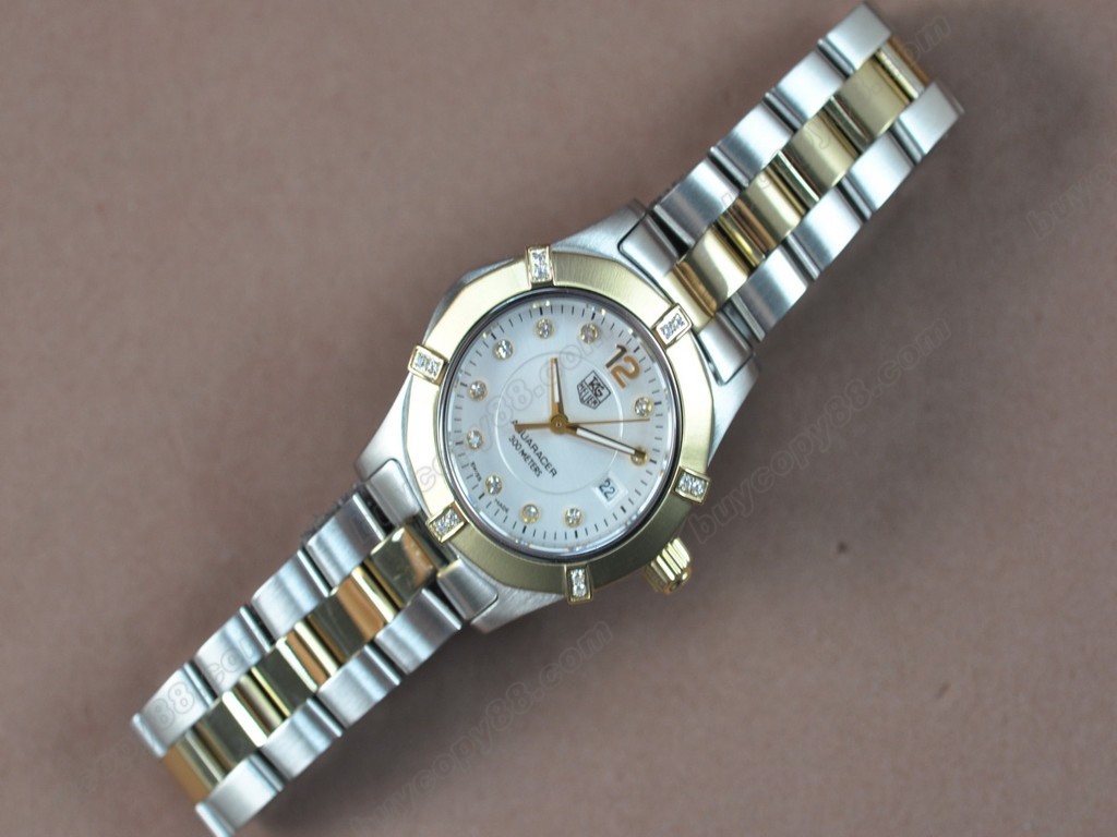  豪雅【女性用】Aquaracer Ladies TT/Diam White dial Swiss Eta 石英機芯搭載4