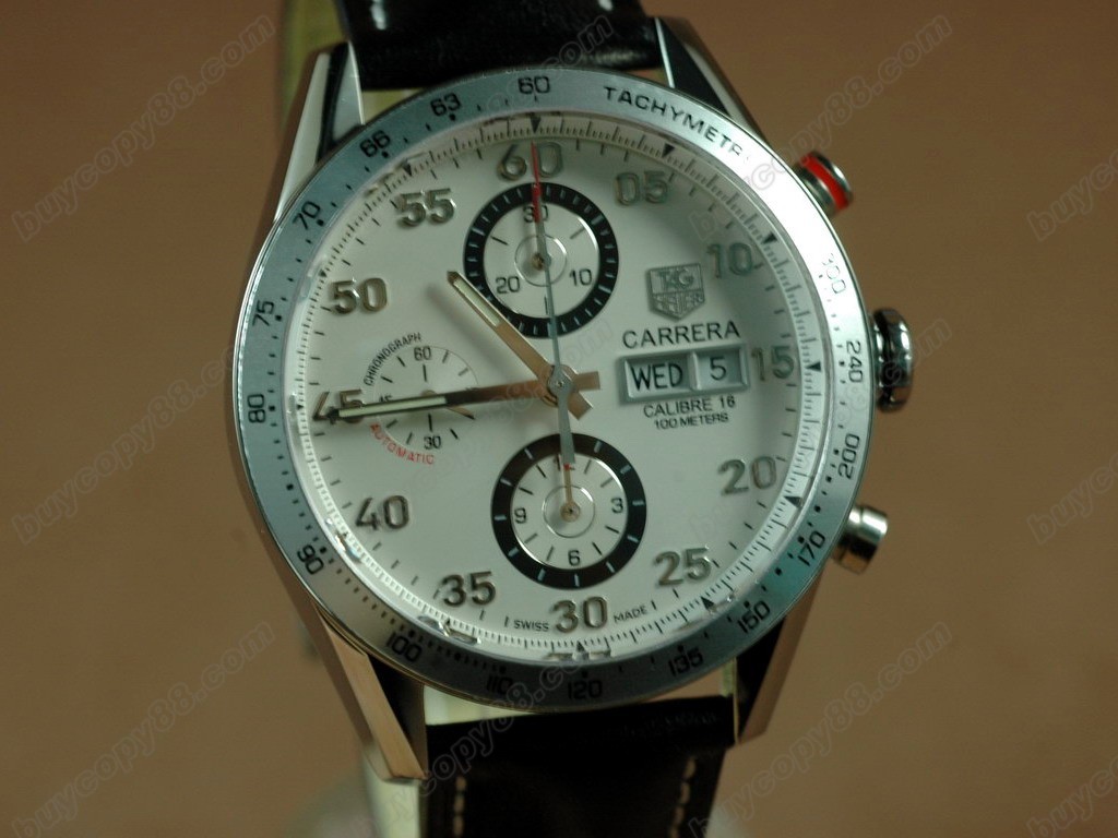 豪雅【男性用】 Carrera 41mm 2008 Automatic Chrono SS/LE White 自動機芯搭載．振頻每小時 28,800 次4